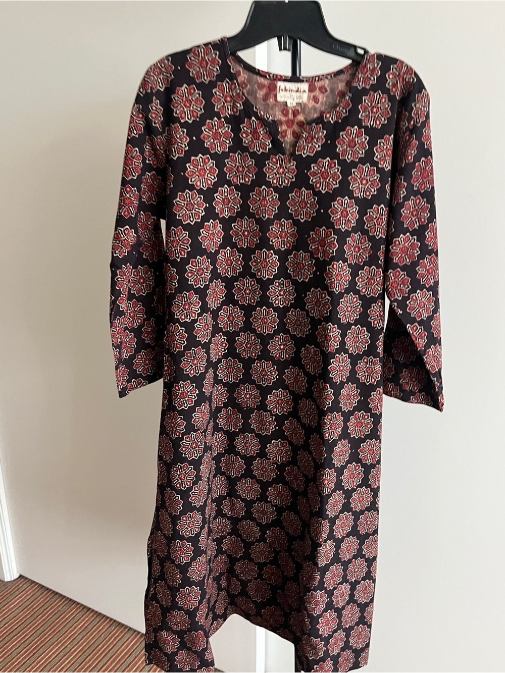 Fabindia Kurta Dress 100% Cotton Handwoven Khadi Black & Burgundy Floral Hand M